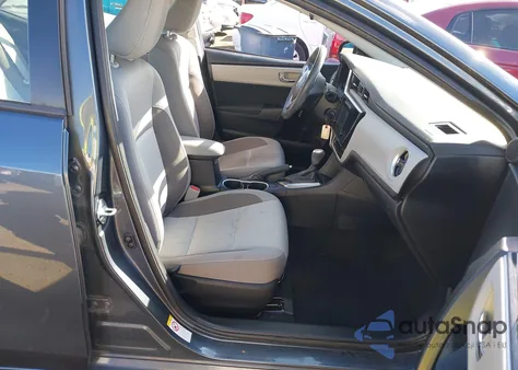 2018 Toyota Corolla Le z USA, uszkodzony, nr VIN 2T1BURHE0JC970715